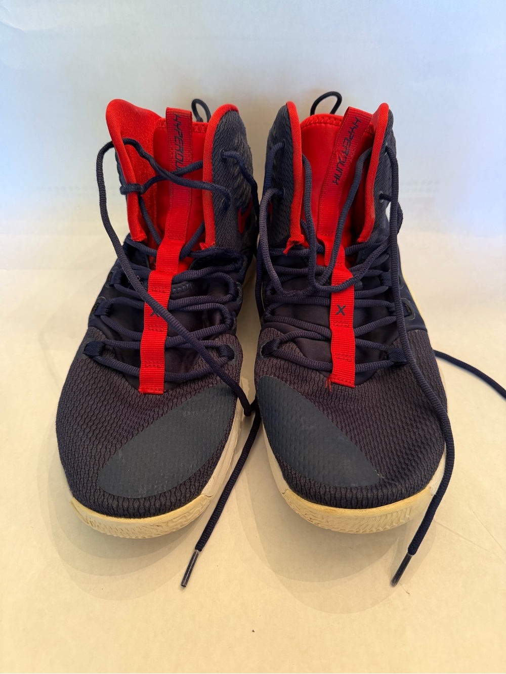 Men’s Nike basketball Navy and Red Athletic High-Top Sneakers size 13
